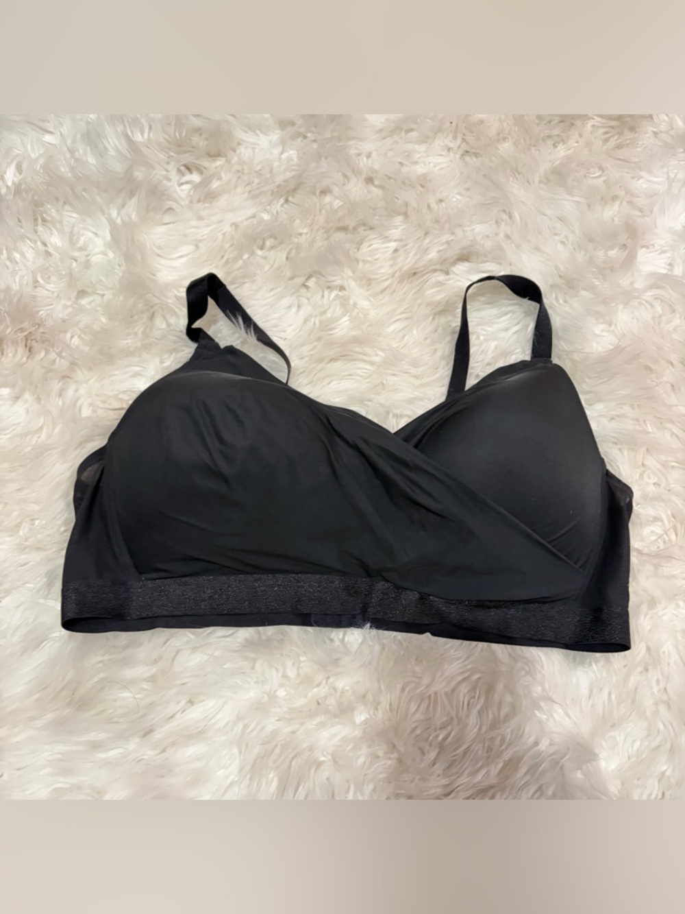 Deesse black wireless cross over mesh bra size 46C